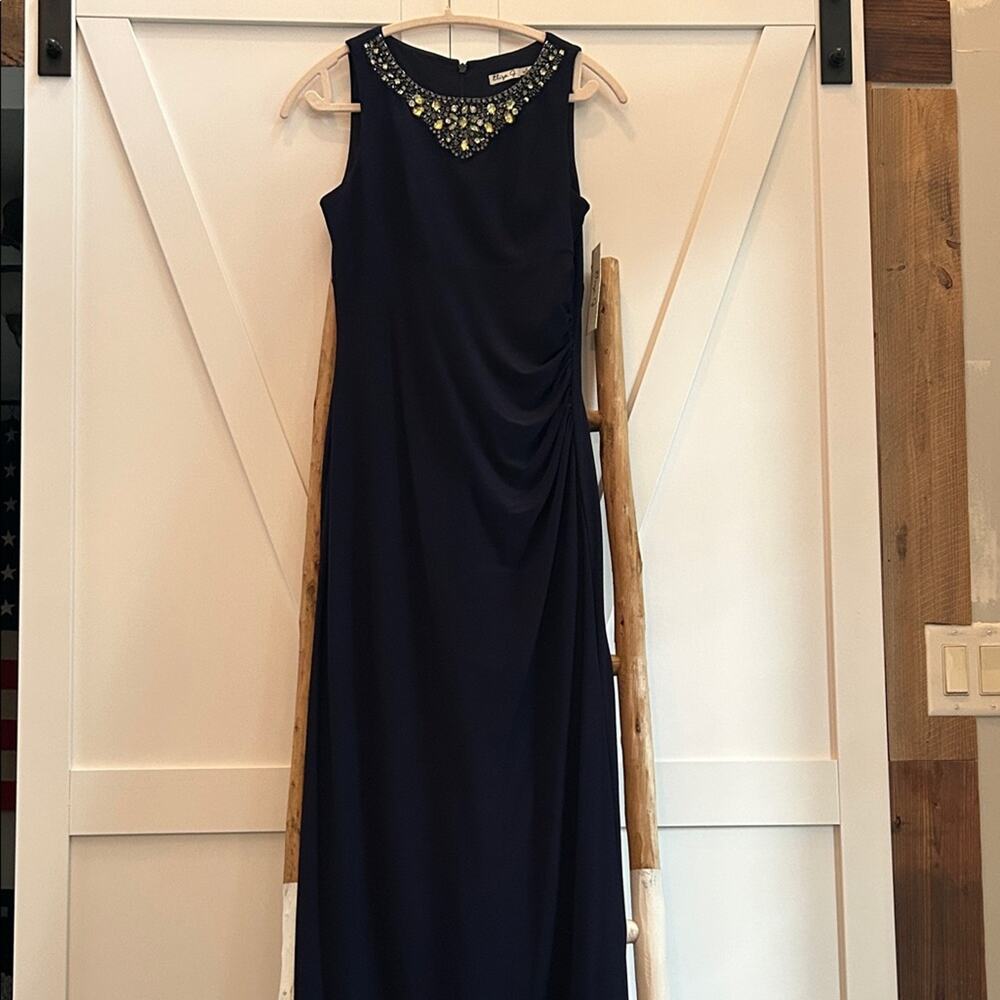 Eliza J Missy Maxi Gown Jewel Neckline Ruched Waist Navy 6 NWT
